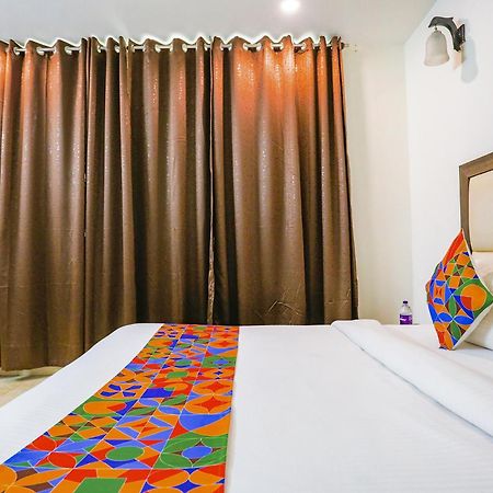 Fabhotel Jpm The Grand Bella - Nr Nehru Place Market Neu-Delhi Exterior foto